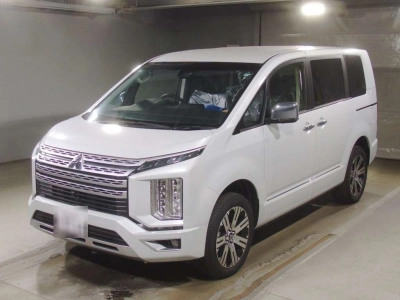 MITSUBISHI DELICA D:5