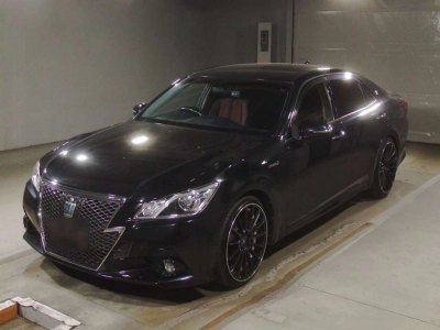 TOYOTA CROWN HYBRID