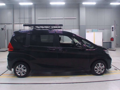 HONDA FREED + HYBRID
