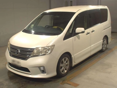 NISSAN SERENA