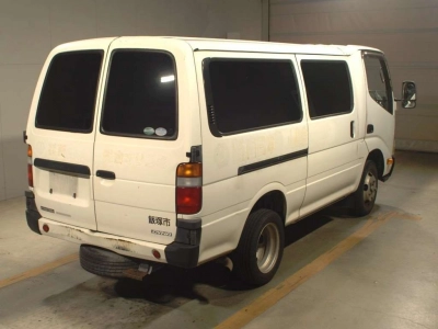 TOYOTA DYNA