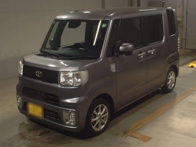 TOYOTA PIXIS MEGA
