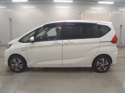 HONDA FREED HYBRID