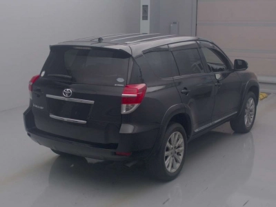 TOYOTA VANGUARD