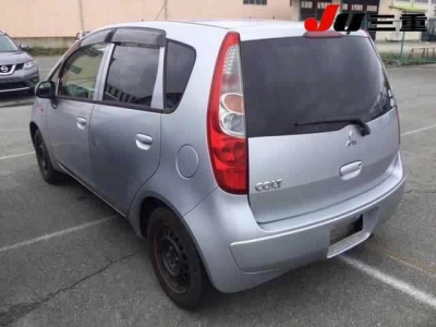 MITSUBISHI COLT