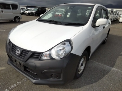NISSAN AD