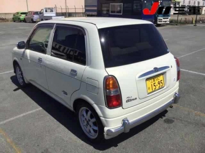 DAIHATSU MIRA GINO