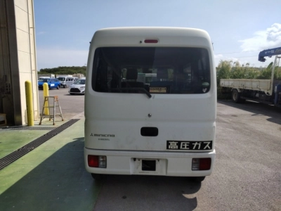 MITSUBISHI MINICAB