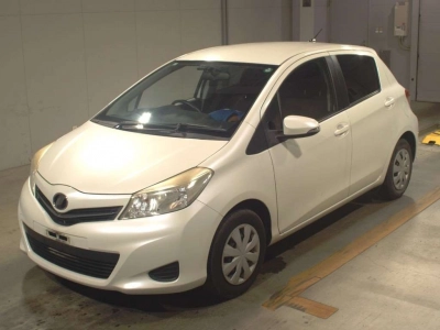 TOYOTA VITZ