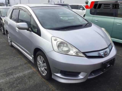 HONDA FIT SHUTTLE