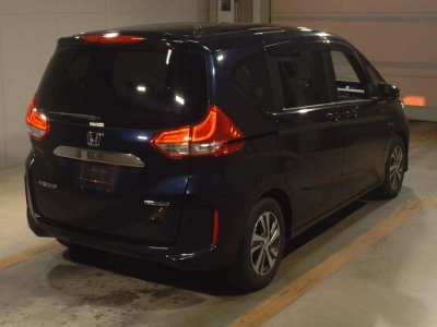 HONDA FREED HYBRID