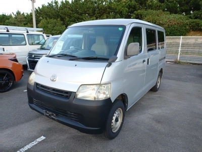 TOYOTA TOWN ACE