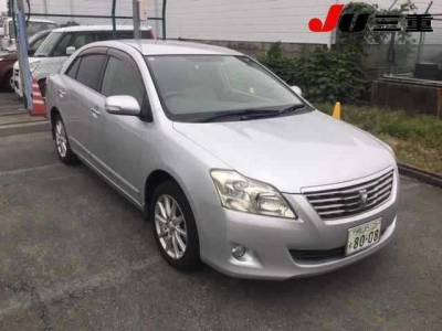 TOYOTA PREMIO