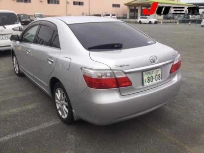 TOYOTA PREMIO