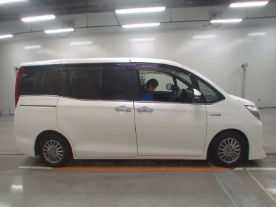 TOYOTA ESQUIRE