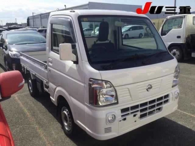 NISSAN NT100 CLIPPER