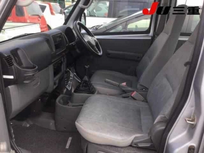 NISSAN CLIPPER VAN