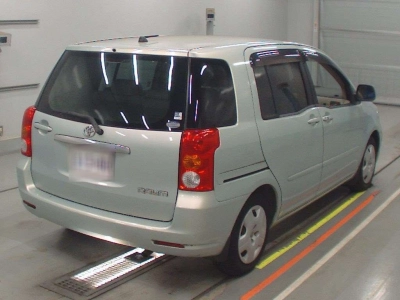 TOYOTA RAUM