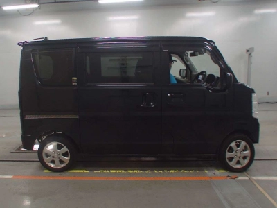 NISSAN NV100 CLIPPER RIO