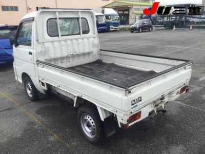 TOYOTA PIXIS TRUCK