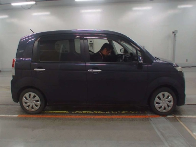 TOYOTA SPADE