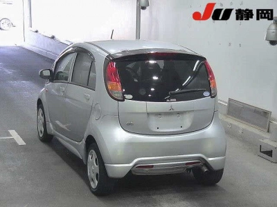 MITSUBISHI I