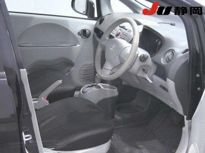 MITSUBISHI I