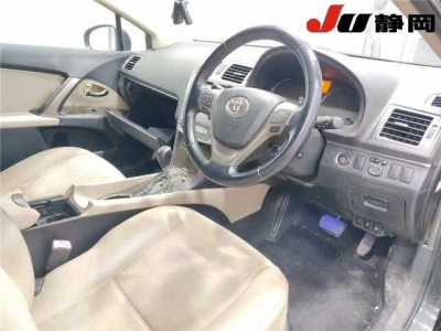 TOYOTA AVENSIS WAGON