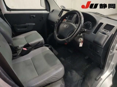 TOYOTA TOWN ACE VAN
