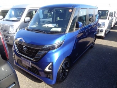 NISSAN ROOX