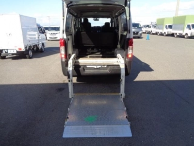 NISSAN NV350 CARAVAN