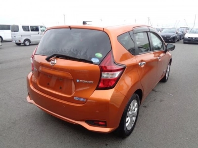NISSAN NOTE