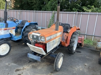 KUBOTA KUBOTA