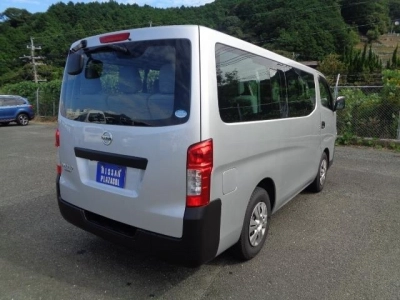 NISSAN NV350 CARAVAN WAGON