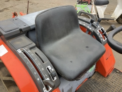 KUBOTA KUBOTA