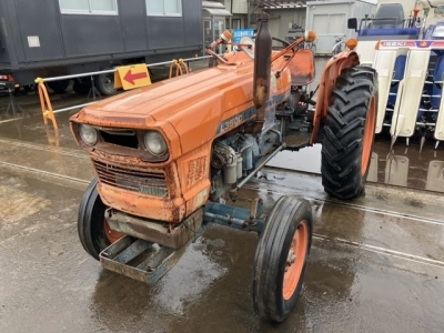 KUBOTA KUBOTA