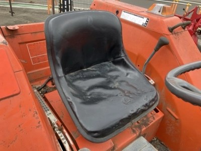 KUBOTA KUBOTA