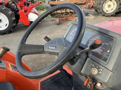 KUBOTA KUBOTA