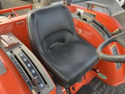 KUBOTA KUBOTA