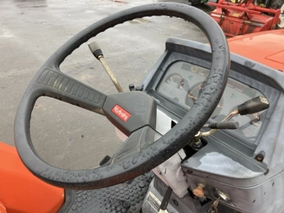 KUBOTA KUBOTA