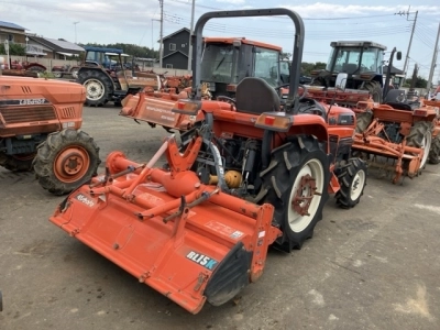 KUBOTA KUBOTA