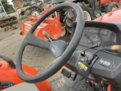 KUBOTA KUBOTA