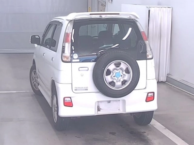 DAIHATSU TERIOS KID