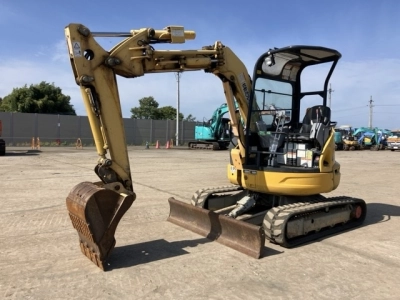 KUBOTA KUBOTA