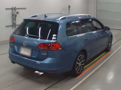 VOLKSWAGEN GOLF VARIANT