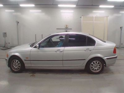 BMW 3 SERIES