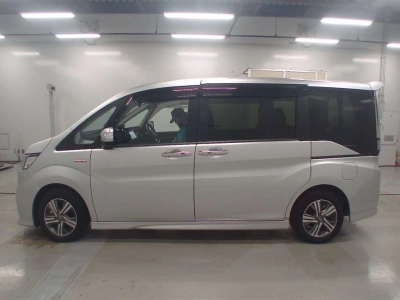 HONDA STEPWGN SPADA