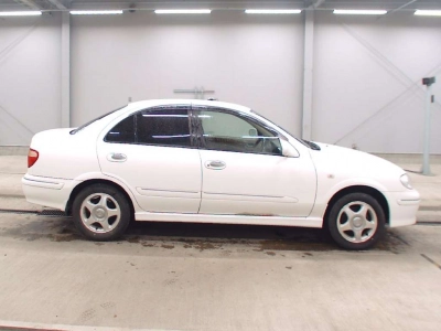 NISSAN BLUEBIRD SYLPHY
