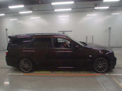 NISSAN STAGEA