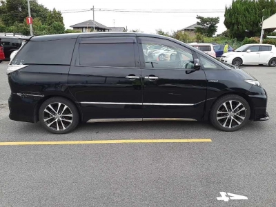 TOYOTA ESTIMA HYBRID